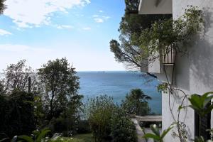 Ginestre - 3355 - Trieste Hotel Buitenkant foto